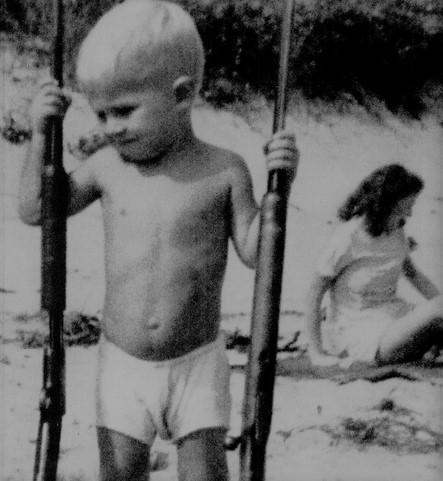 Charles_Whitman_1943