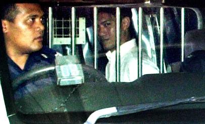 Anthony_Ler_smiling_in_prison_van